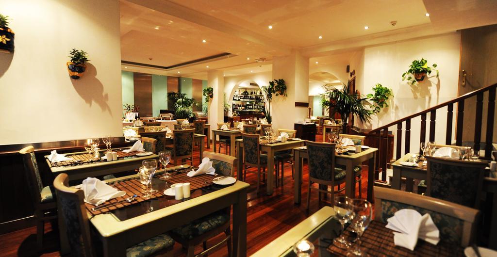 Fortina Spa Resort Слима Экстерьер фото The restaurant