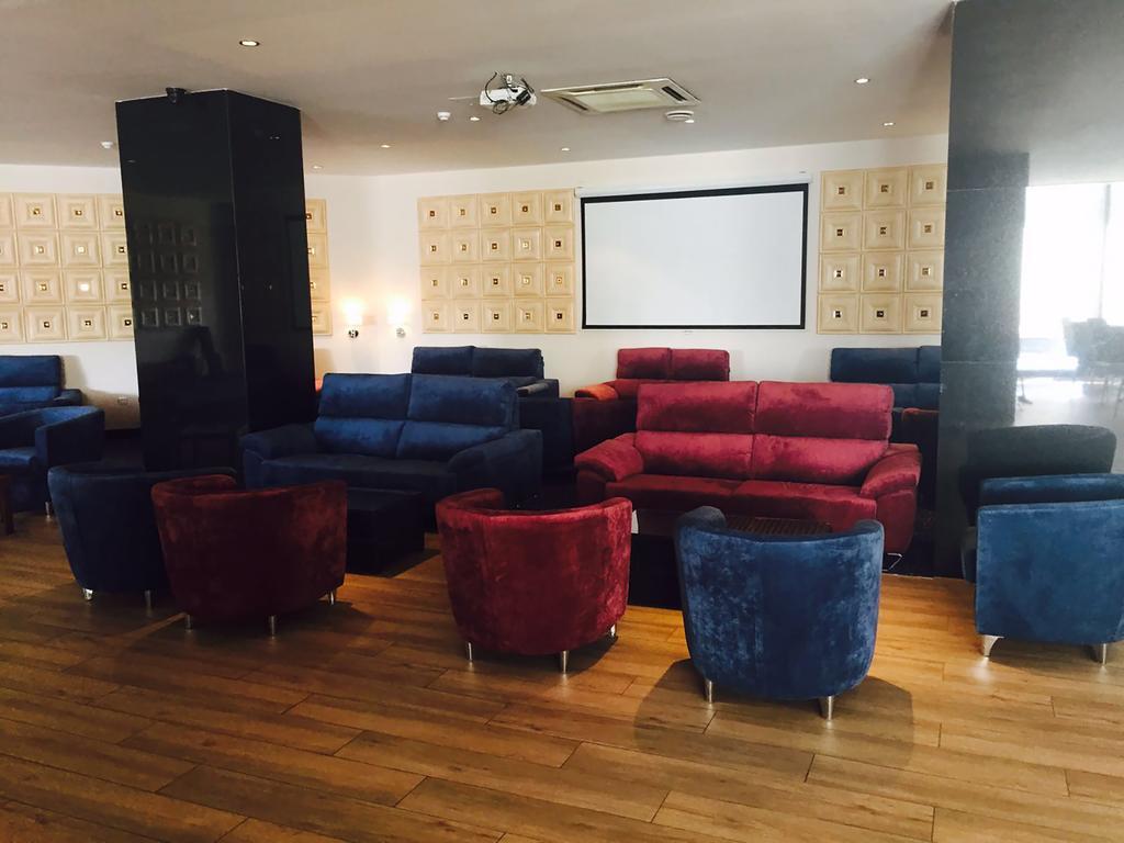 Fortina Spa Resort Слима Экстерьер фото The screening room at the National Centre for Early Music