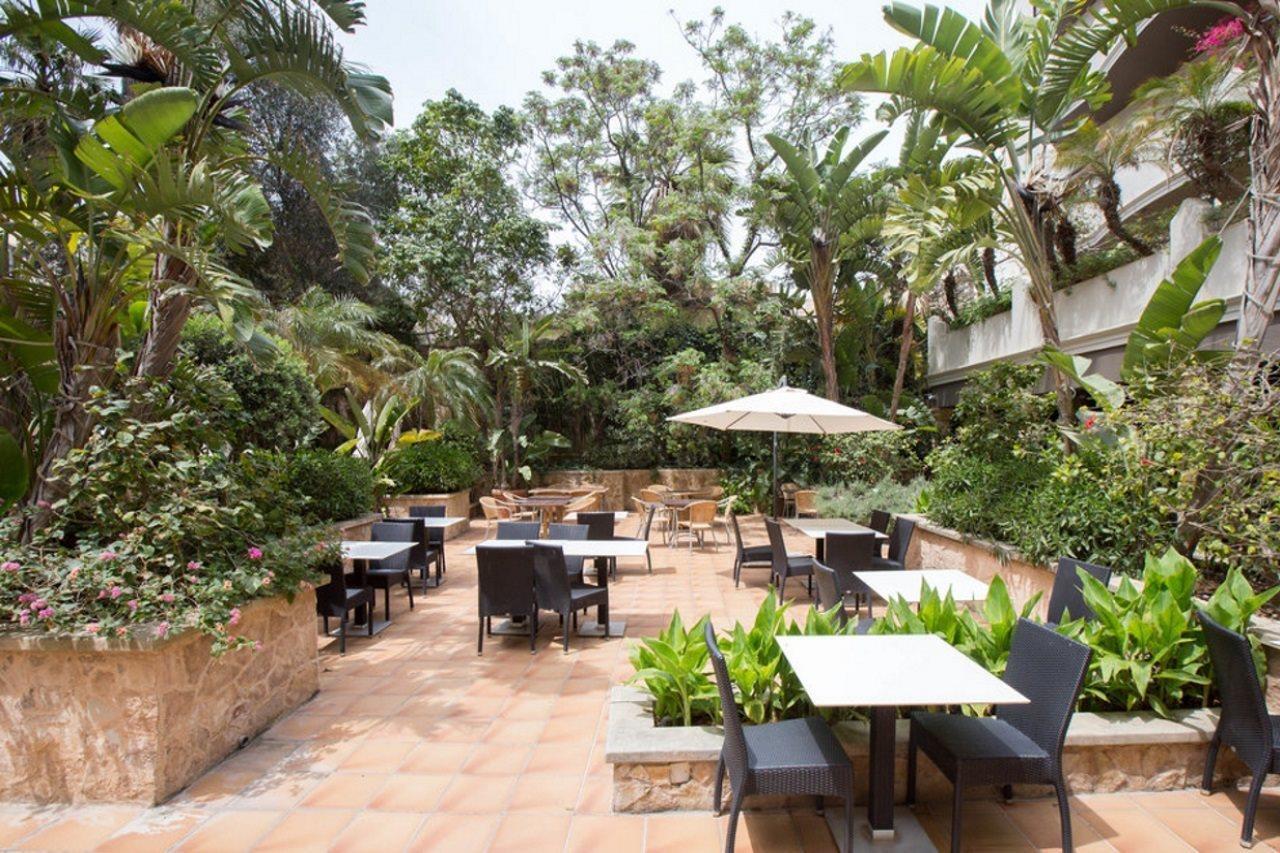Fortina Spa Resort Слима Экстерьер фото The hotel's garden