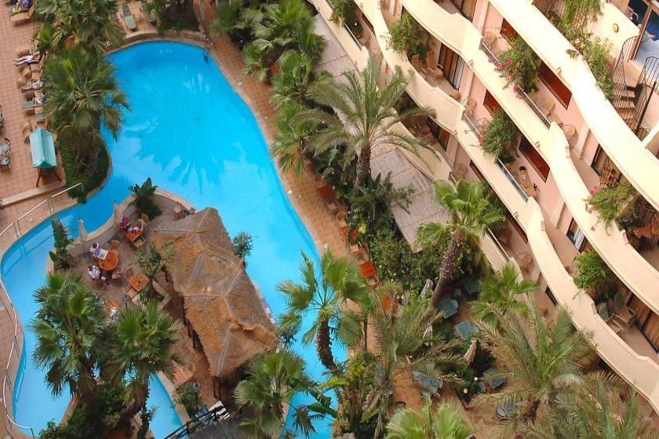 Fortina Spa Resort Слима Экстерьер фото The interior of the hotel