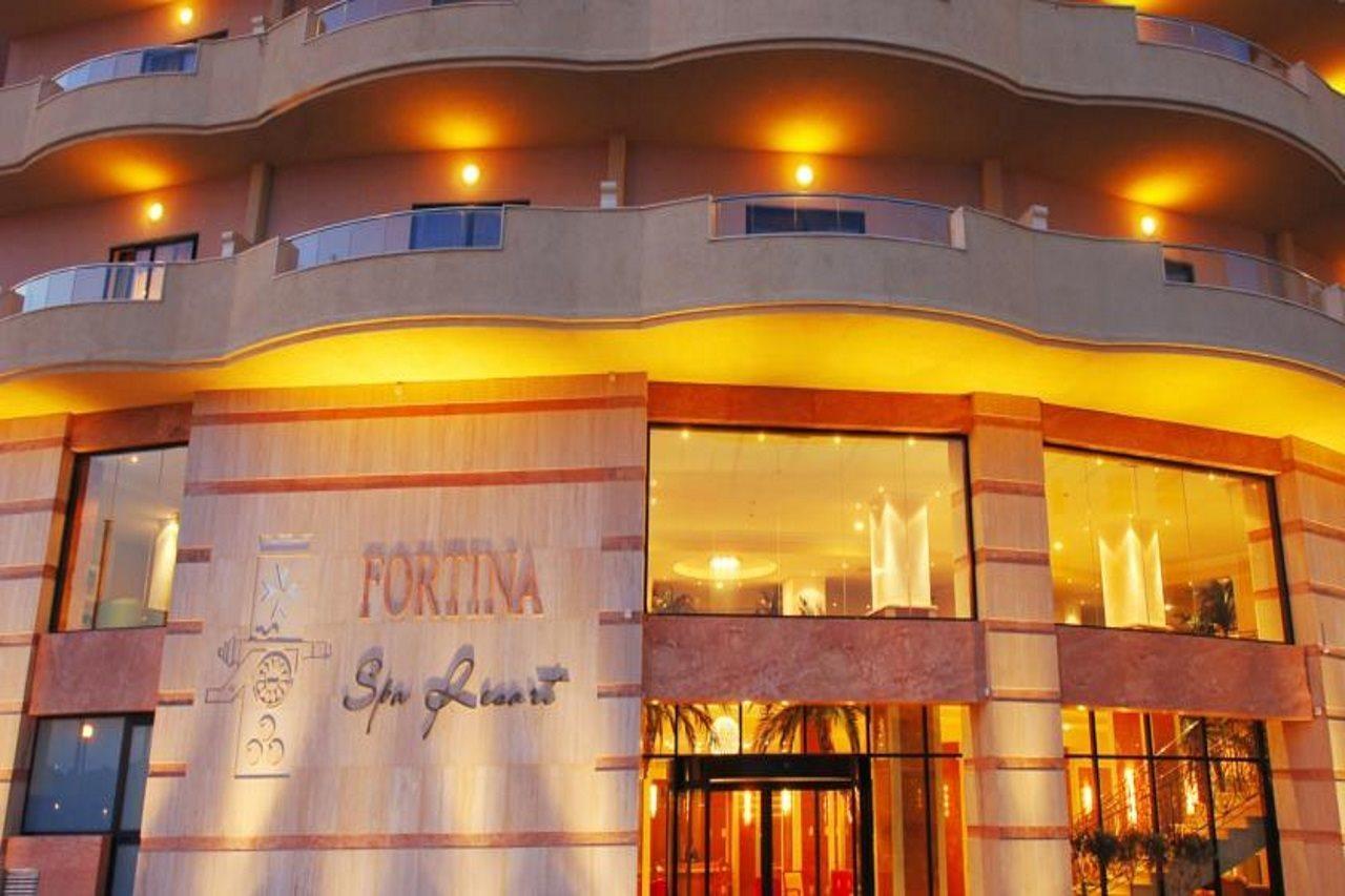 Fortina Spa Resort Слима Экстерьер фото The hotel's entrance