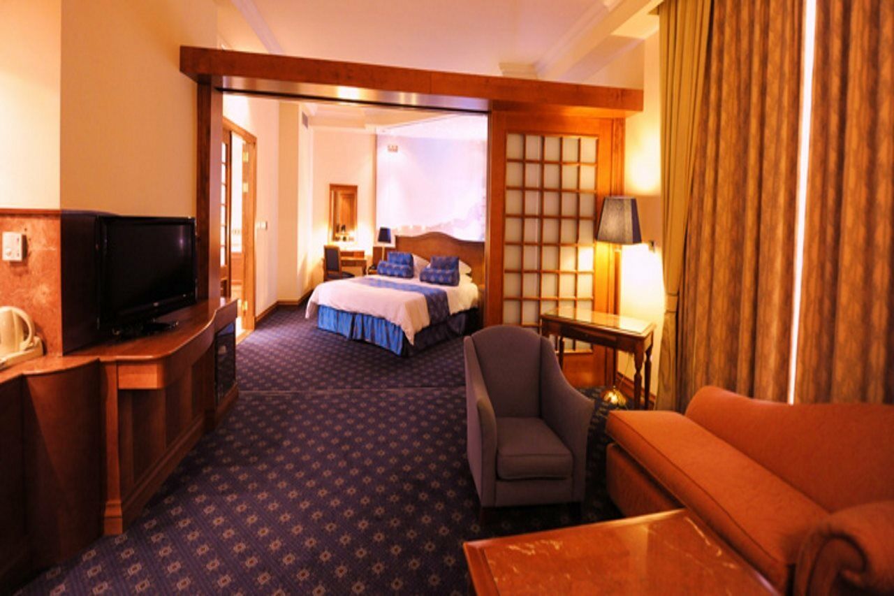 Fortina Spa Resort Слима Экстерьер фото Suite